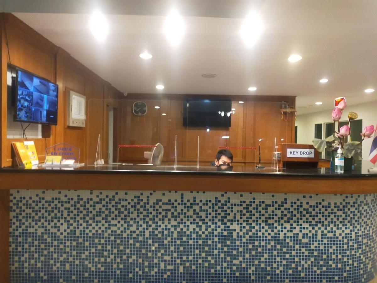 Soi2Inn Pattaya Eksteriør billede